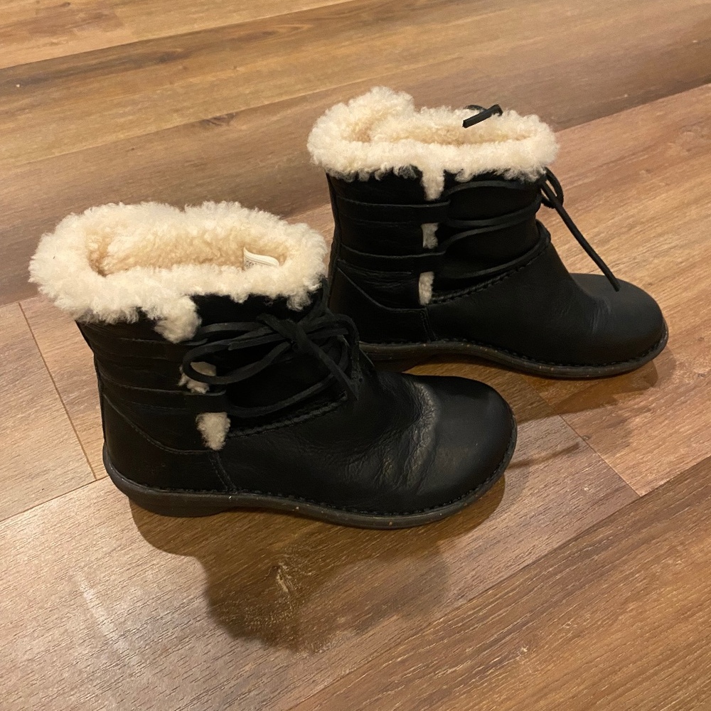 Ugg Black Leather Shearling boots Size 7